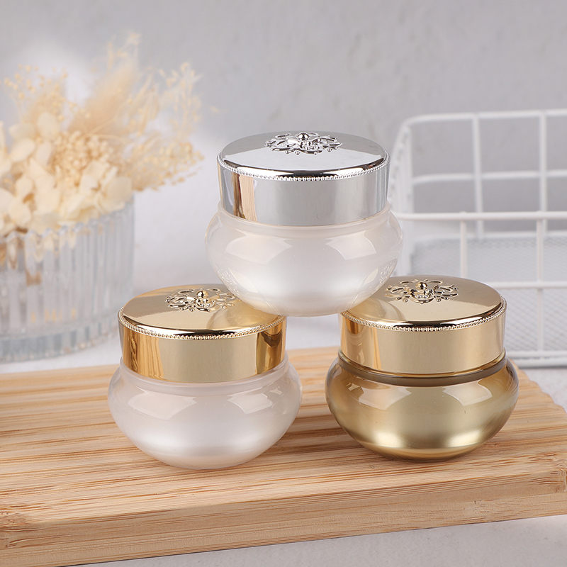 Acrylic Empty Travel Cream Jar - Luxury Skincare & Spa Photos 评论和价格
